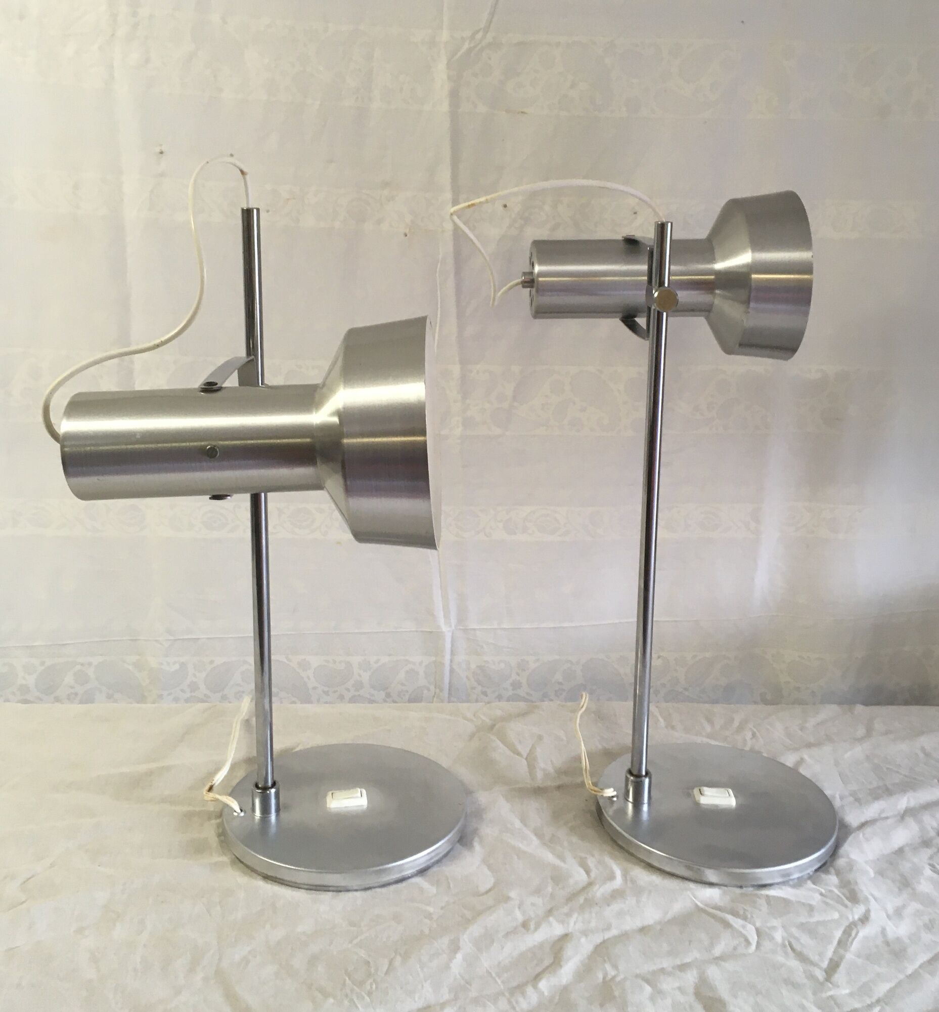Set of 2 vintage articulated lamps - 60s