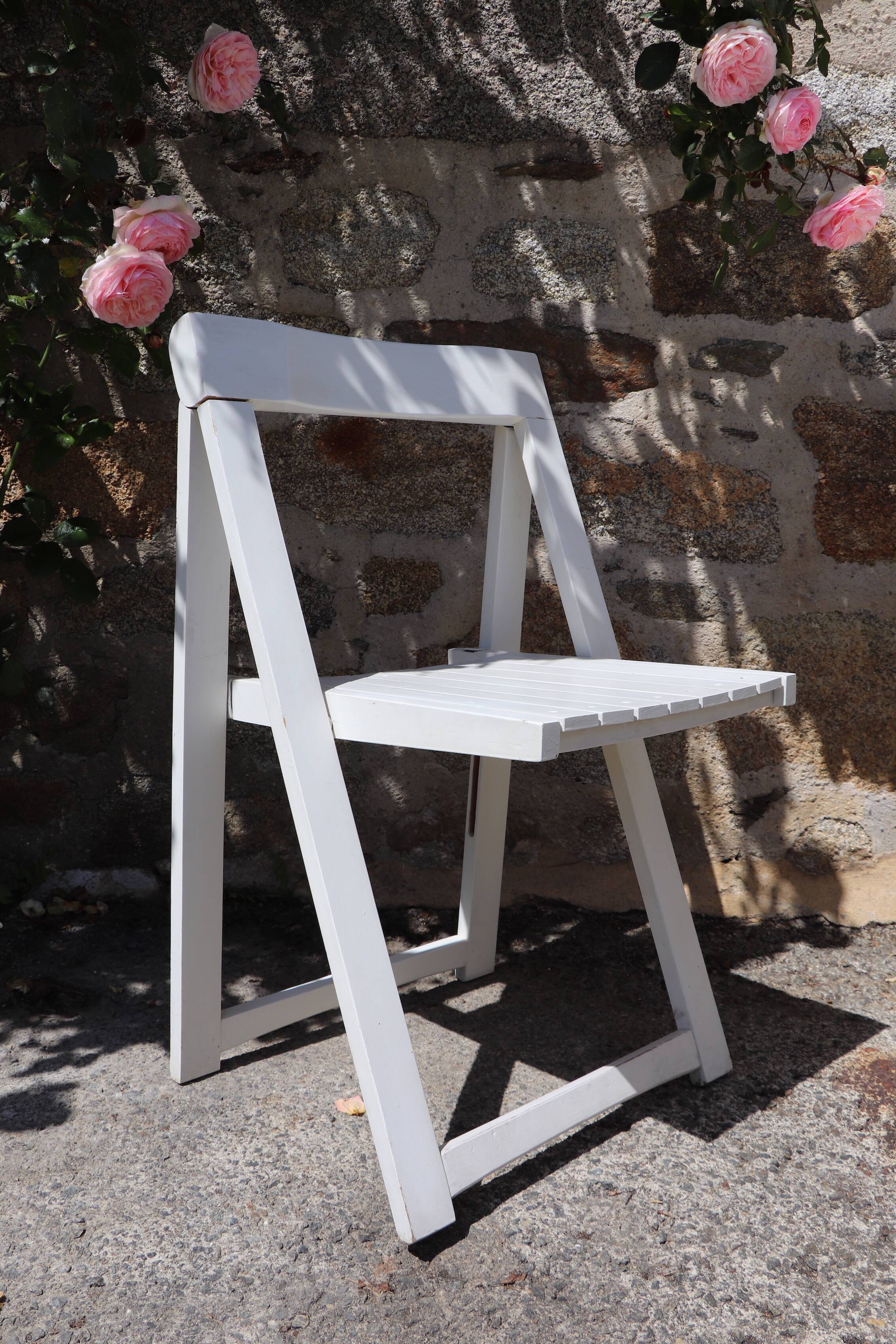 Garden furniture years 40 table and 4 chairs