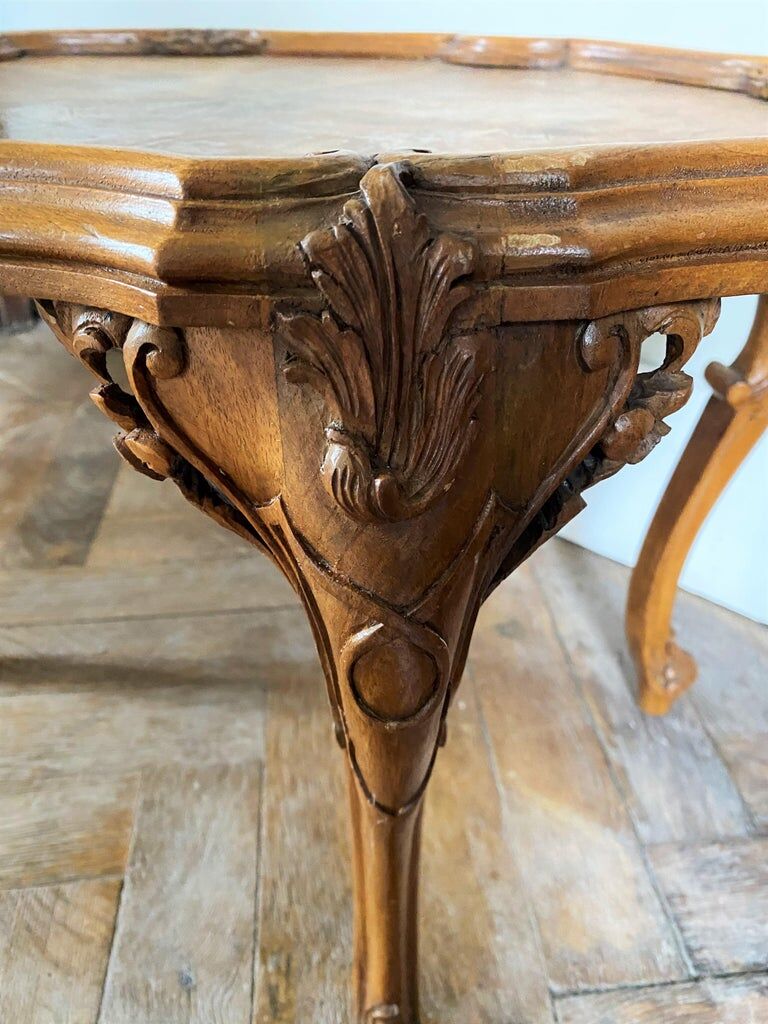 Louis XV style coffee table in beech and walnut hand-carved Circa 1870
