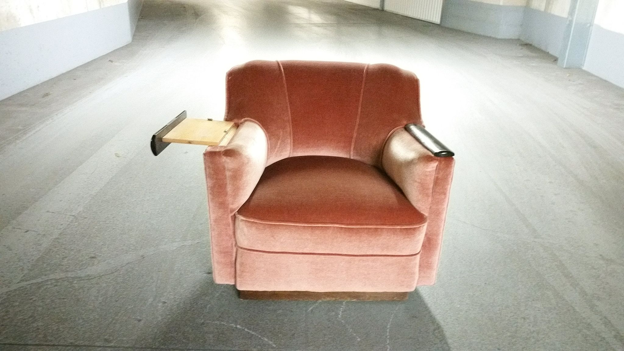 Fauteuil club art deco années 30/40 à système tablettes