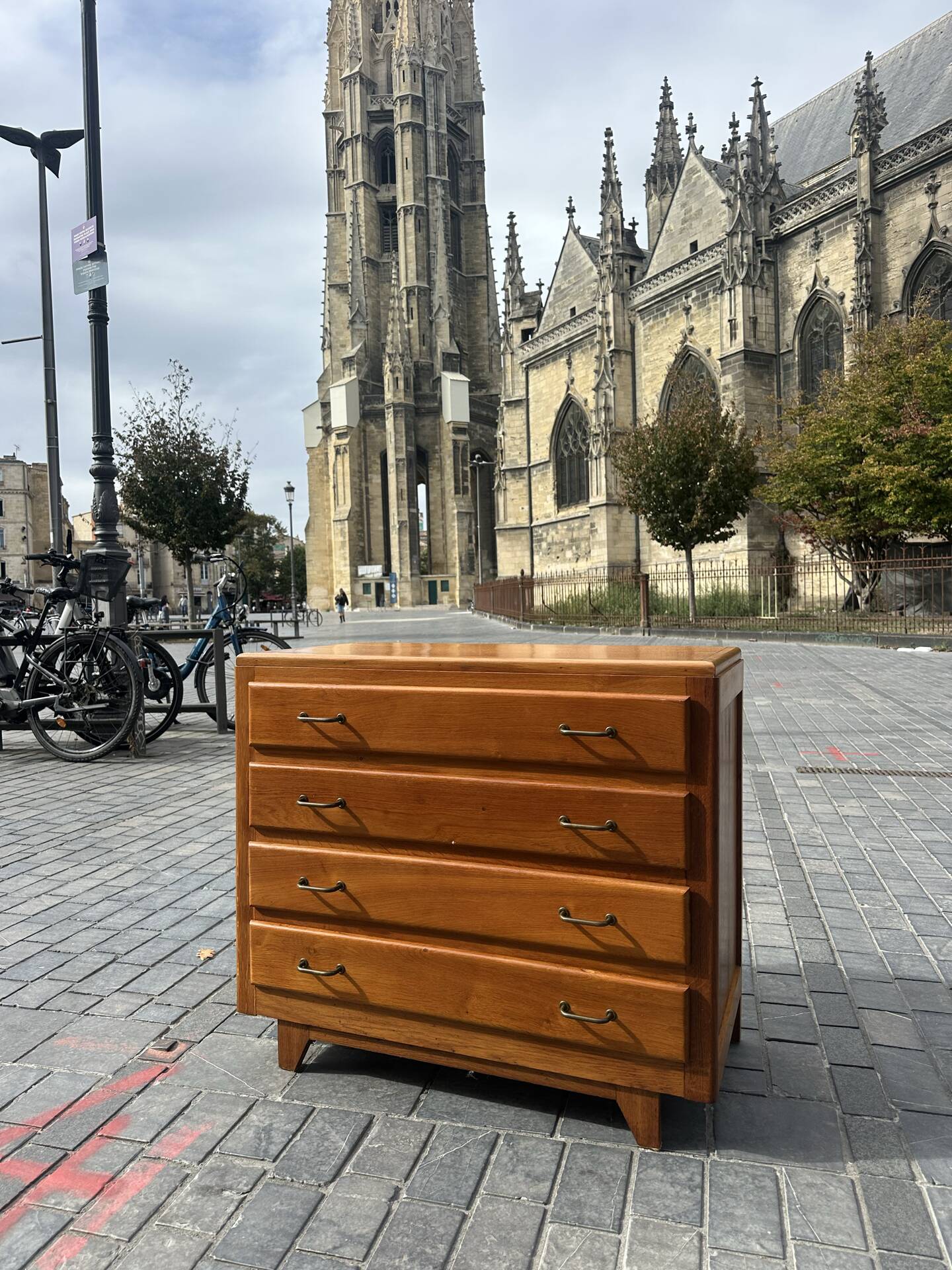 Commode vintage 