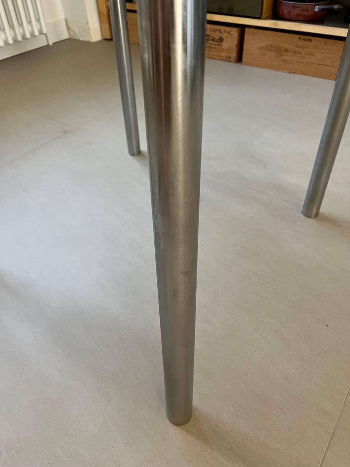 Table ronde extensible en formica, années 70
