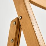 Foldable beech chair