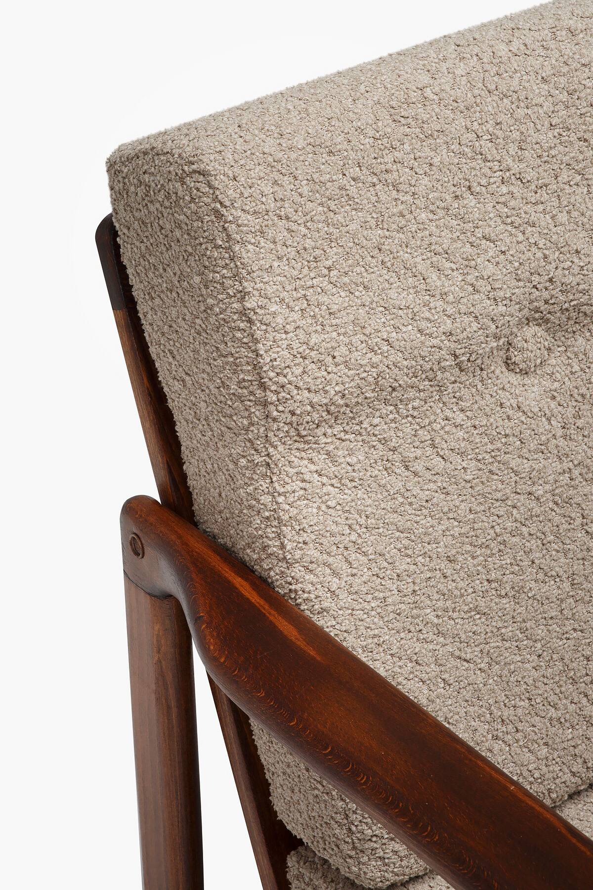 Pair of B-7522 armchairs from the 60s.