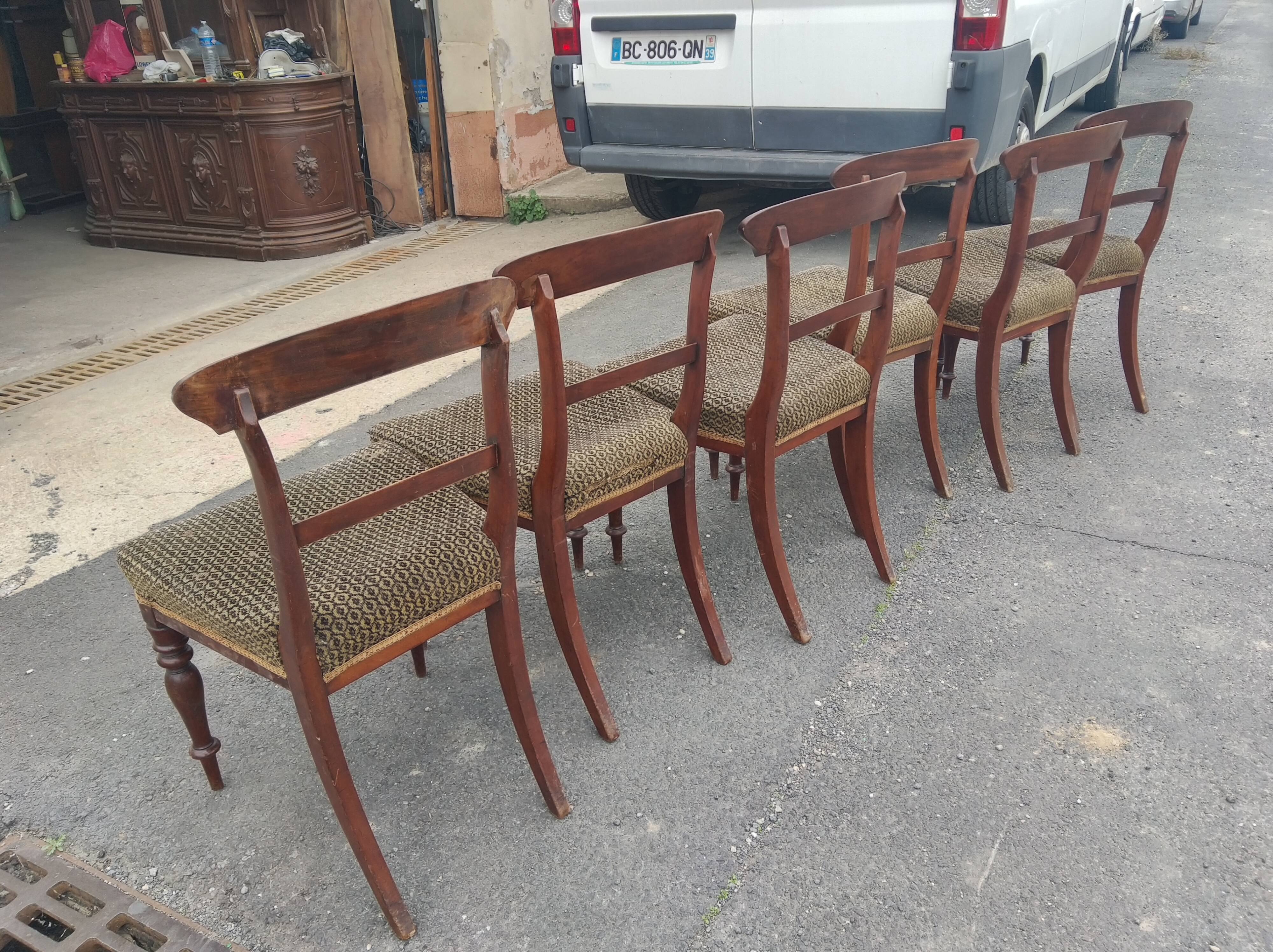 Série de 6 chaises en acajou époque consulat