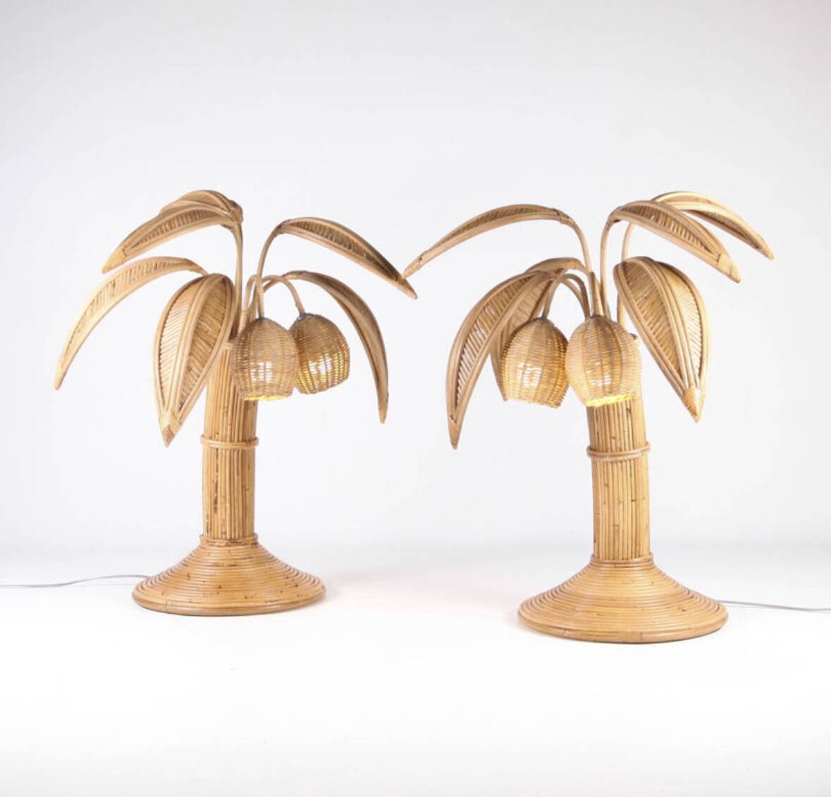 "Coconut tree" lamp in rattan