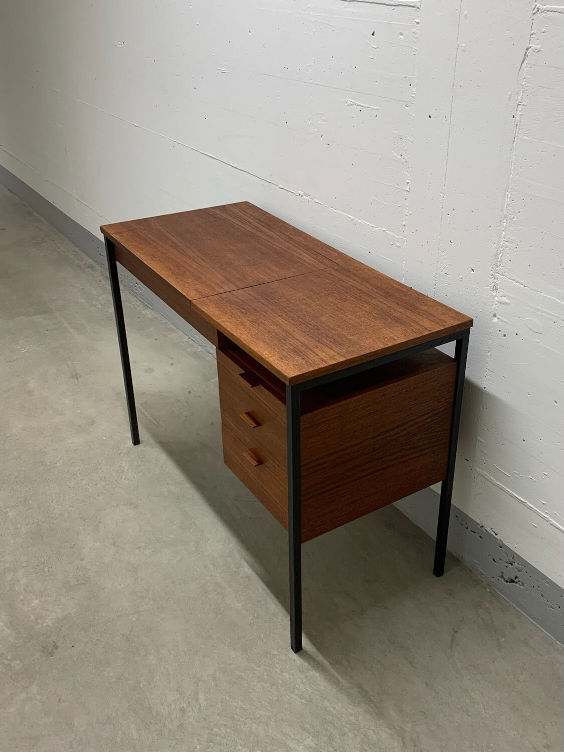 Scandinavian desk in teak & metal 1960s