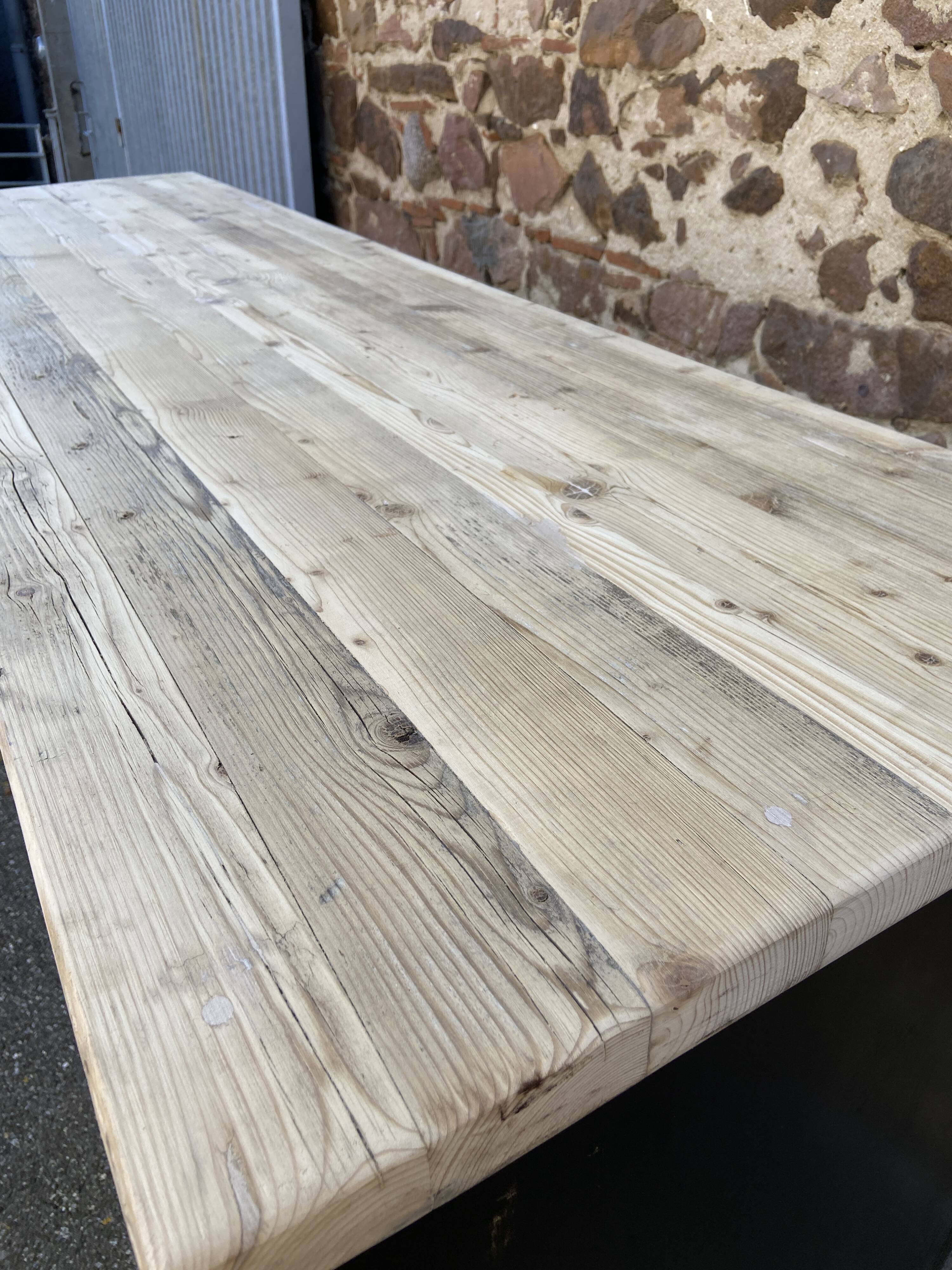 Commercial furniture trade counter