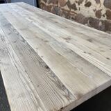 Commercial furniture trade counter