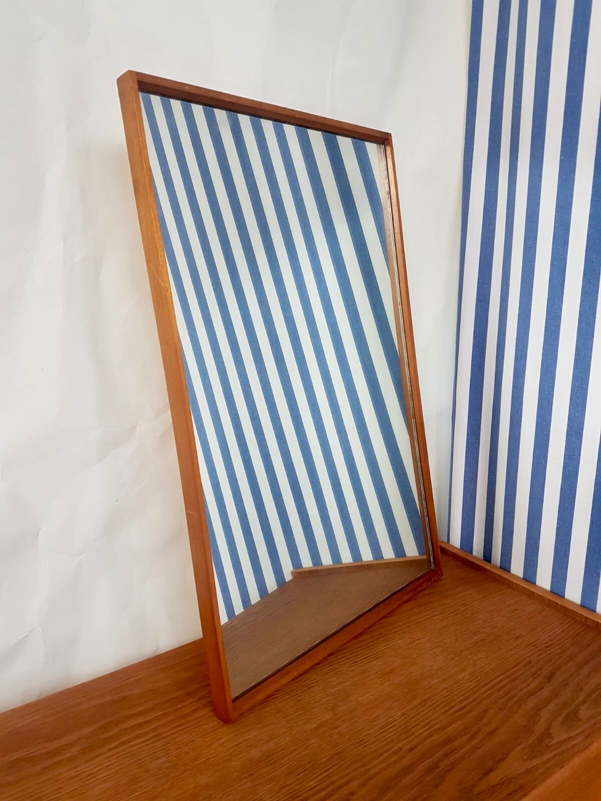 Miroir Alfred Cox danois retro 47,5x73,5cm