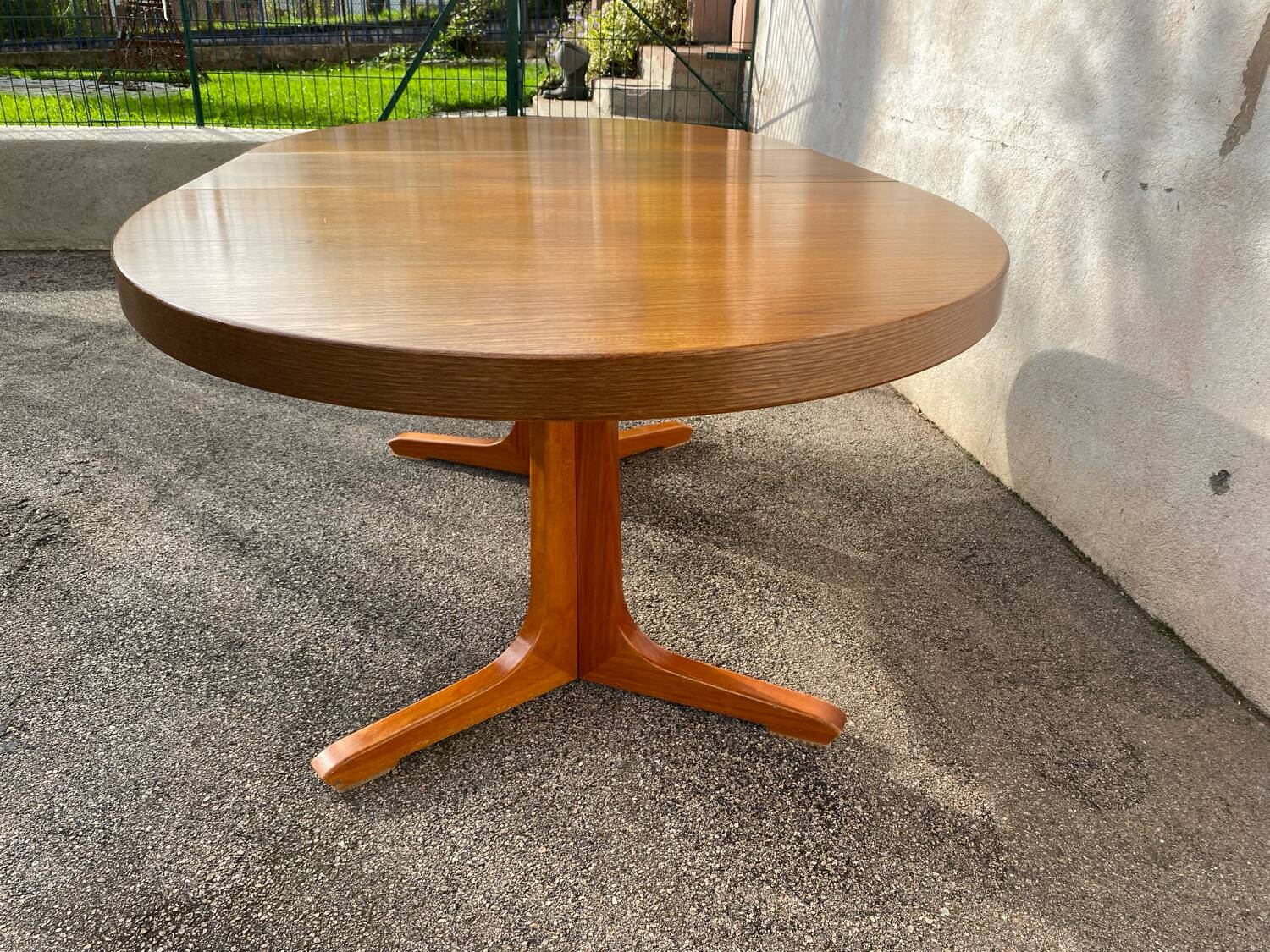 Vintage Baumann table