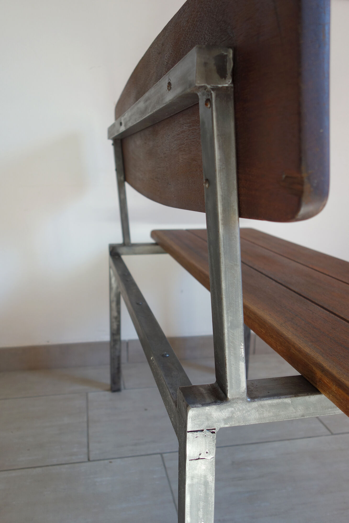 Former artisanal industrial bench