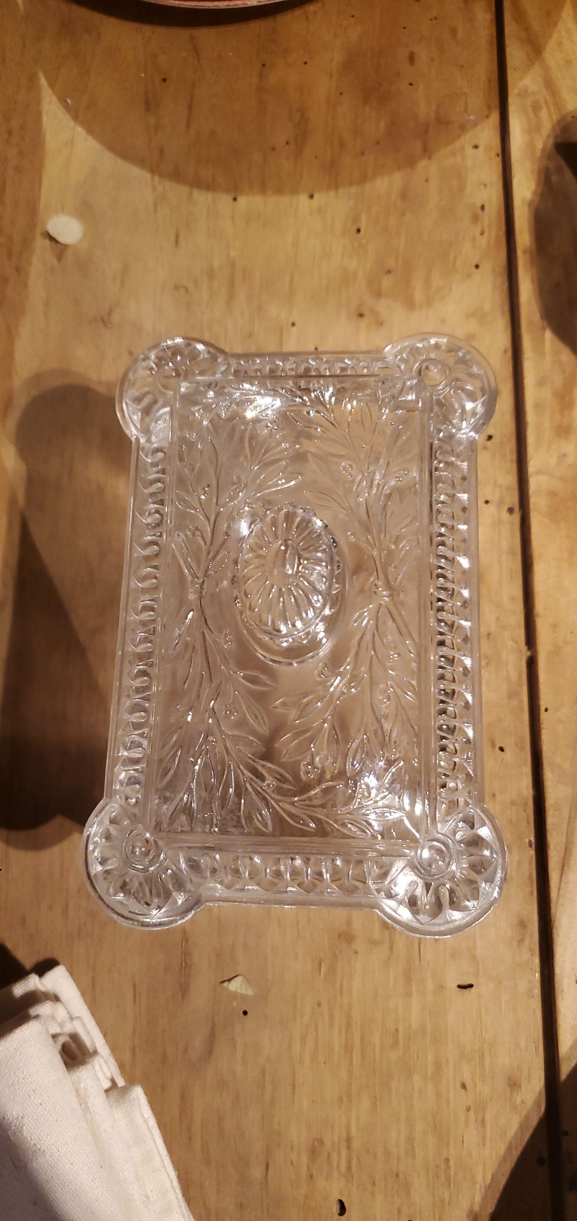 Bonbonnière en cristal 19ème siècle