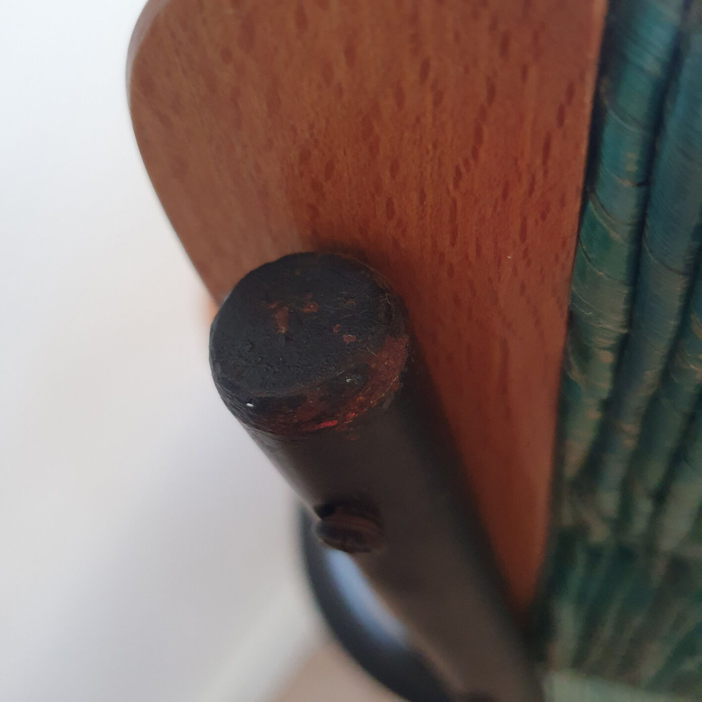 Pair of armchairs and vintage coffee table straw, wood and metal