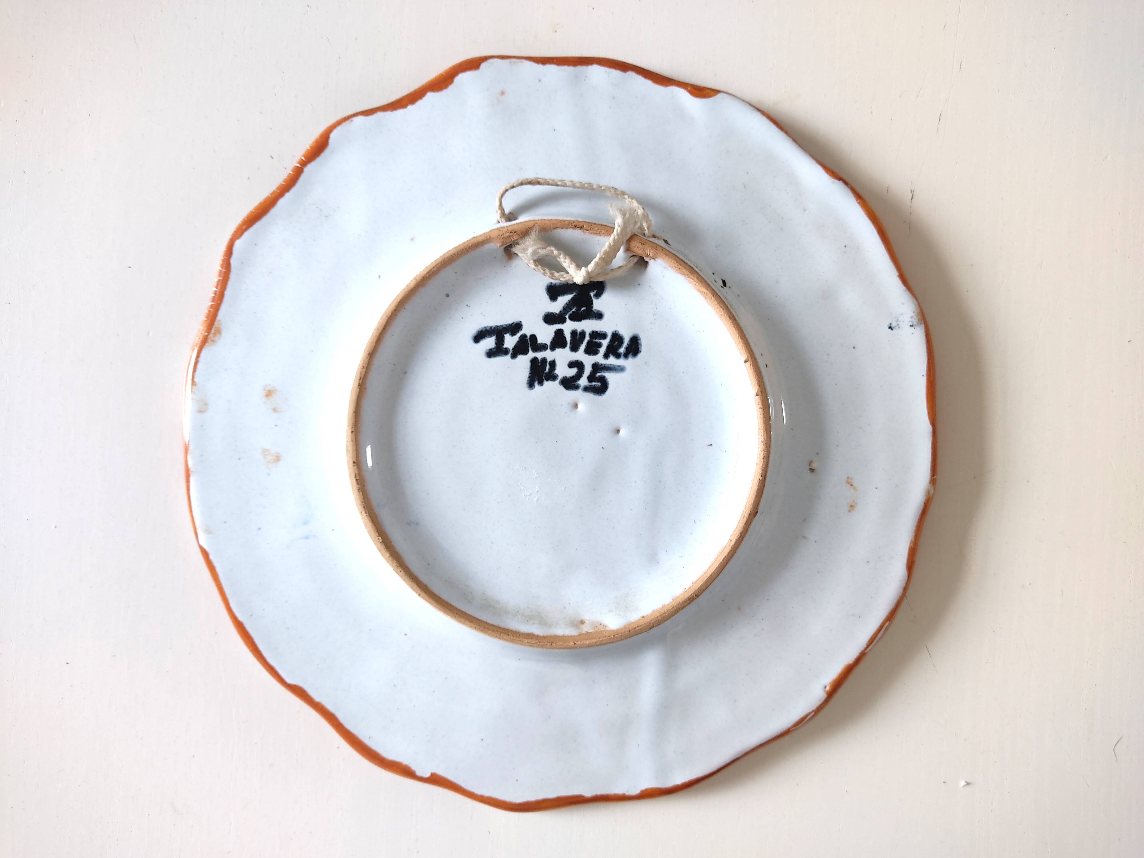Decorative plate to hang, Italian earthenware