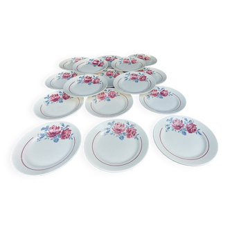 Lot de 16 assiettes plates en porcelaine de la faïencerie Badonviller- années 30-50