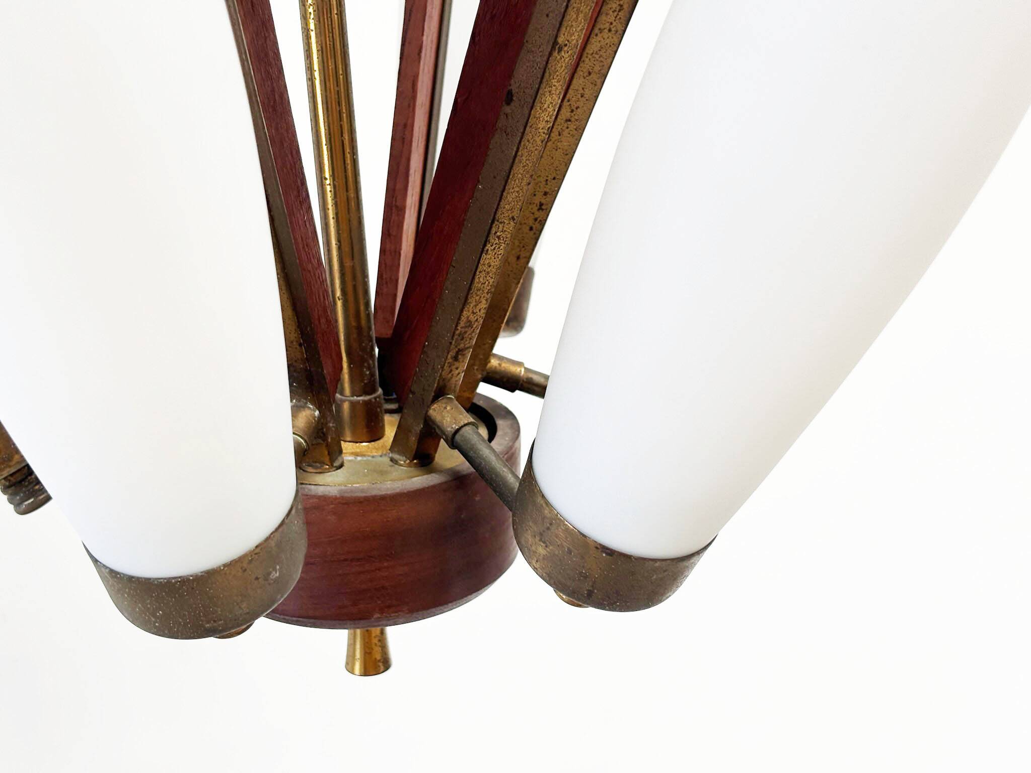 Lustre italien en teck et laiton
