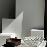 Large classic diamond-tipped glass salad bowl