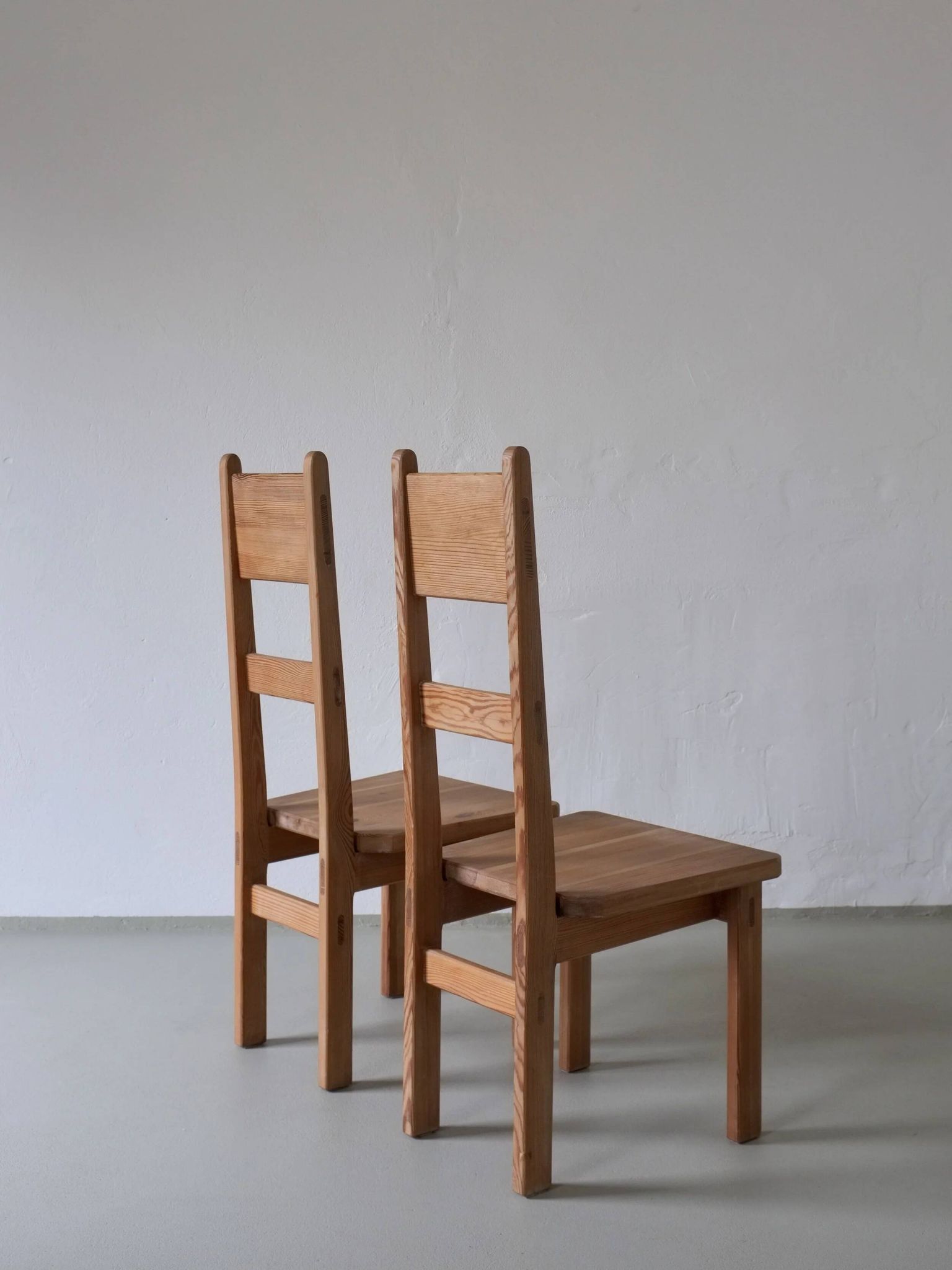 2 solid pine chairs | Roland Wilhelmsson for Karl Andersson & Söner | Sweden | 1960s