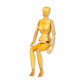 Live-size articulated wooden artist model mannequin