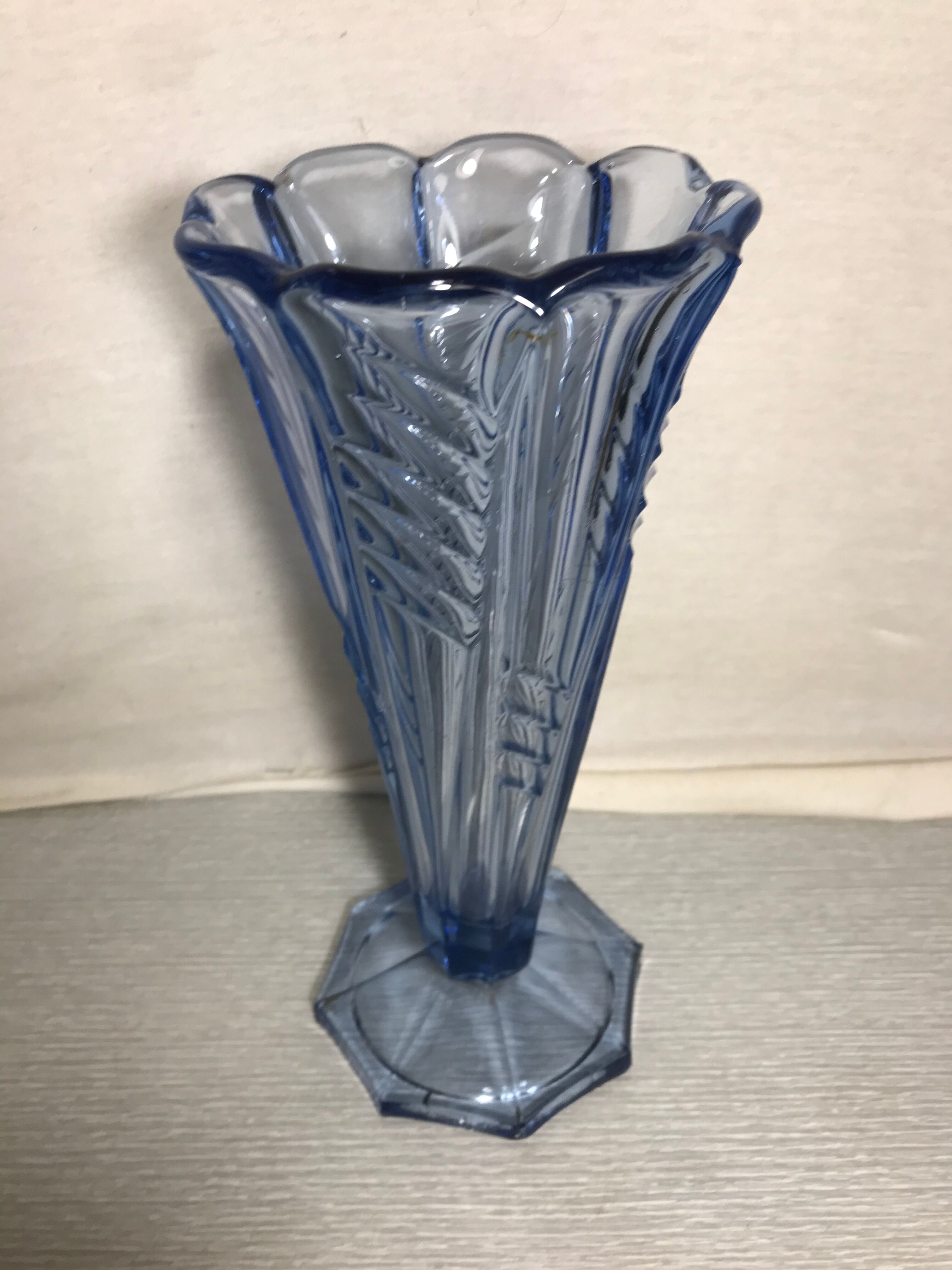 Ancient art deco vase 30