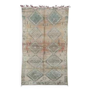 Vintage Moroccan Rug - 286 x 181 cm