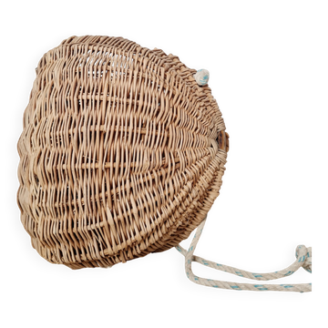 Ancien Panier de Pêche en Osier Tressé