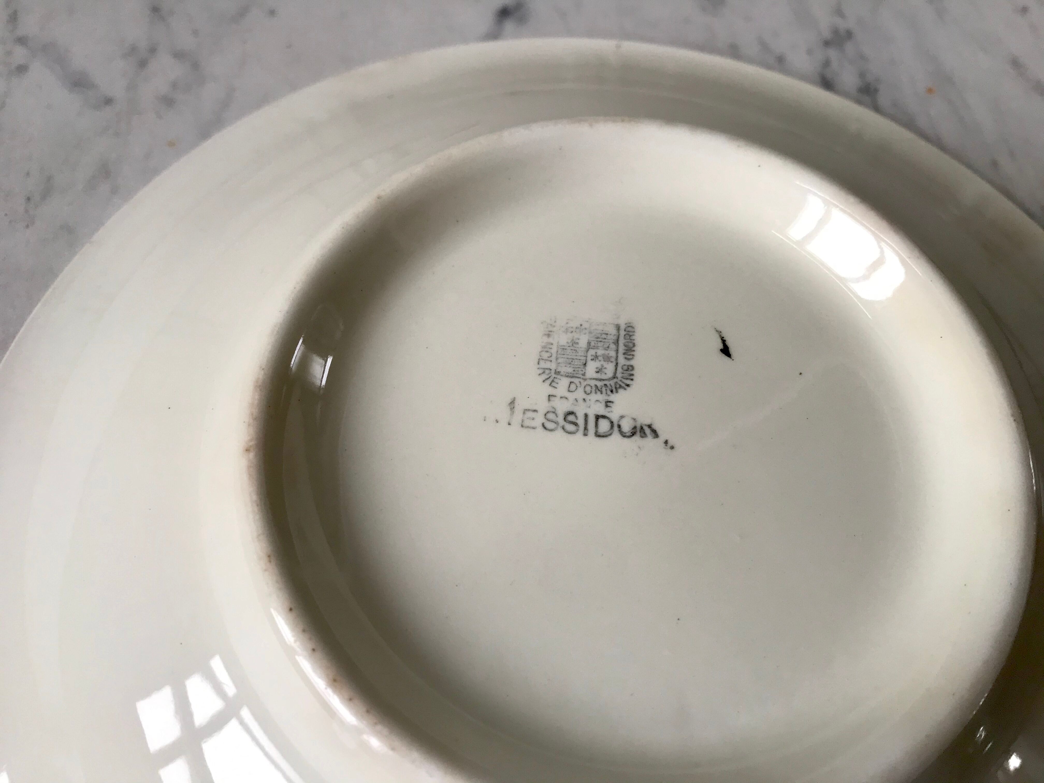 Hollow dish earthenware of Onnaing model Messidor years 30-40