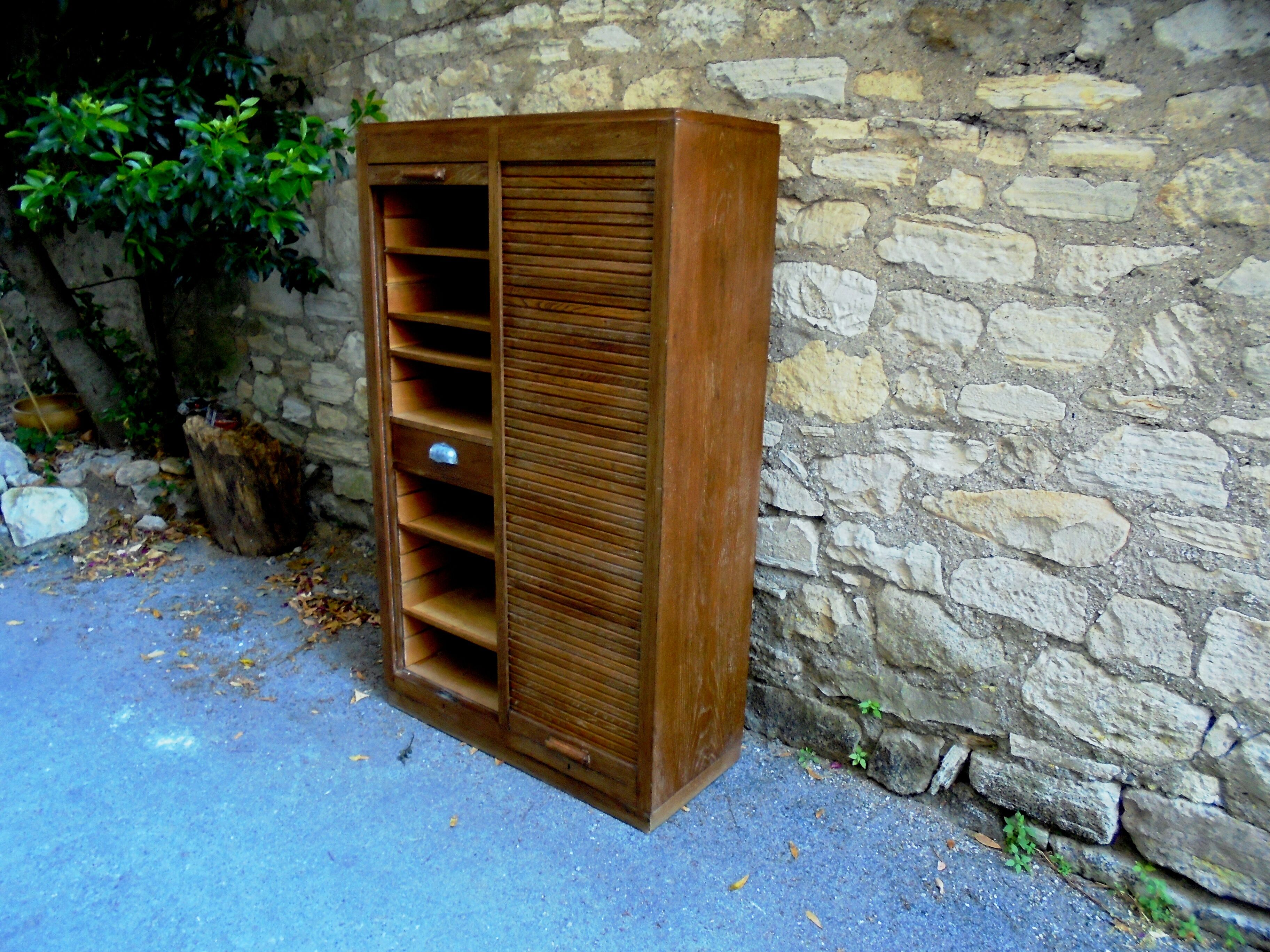 Double curtain binder 1946