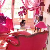 Louis XV style bergère, in pink velvet