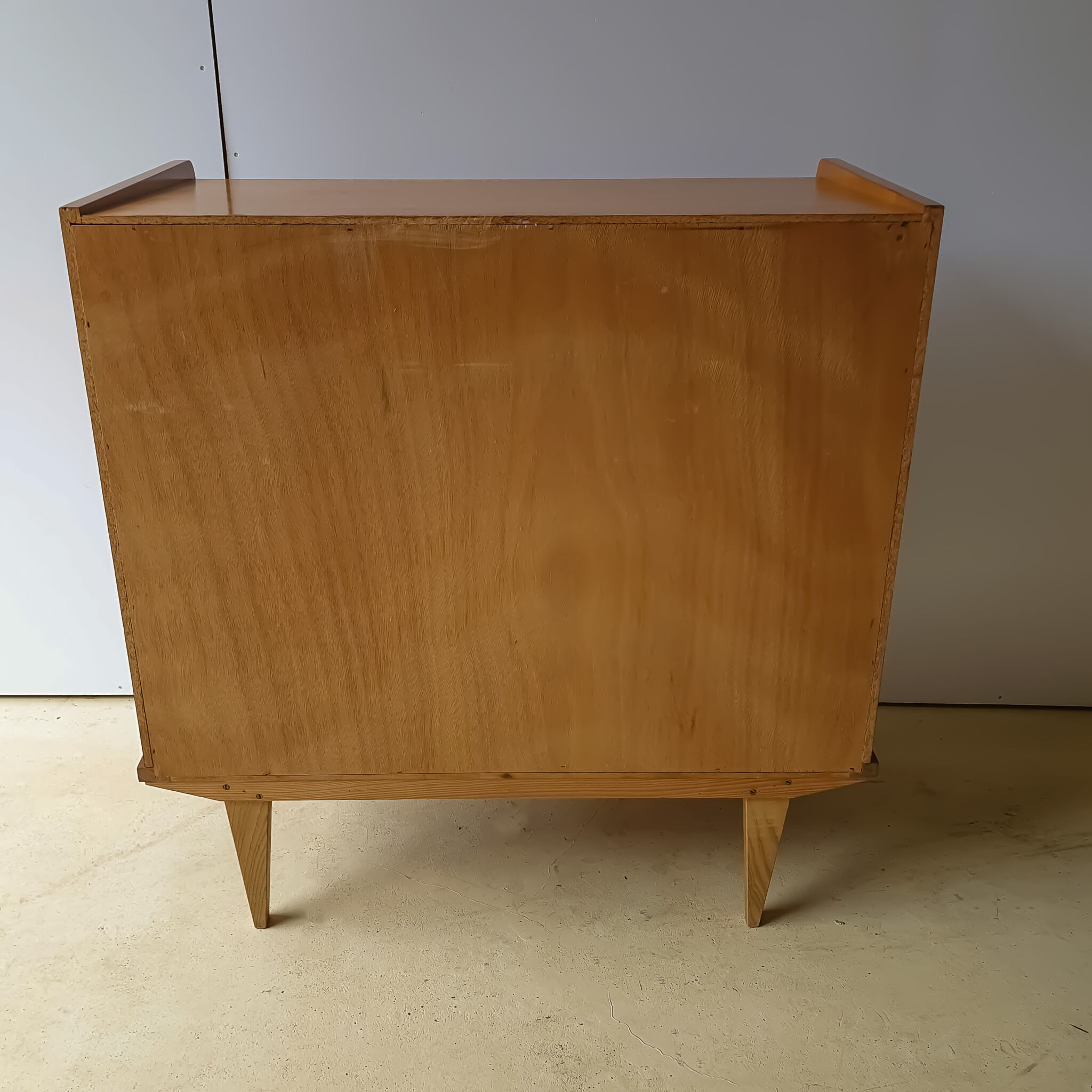 Vintage chest of drawers