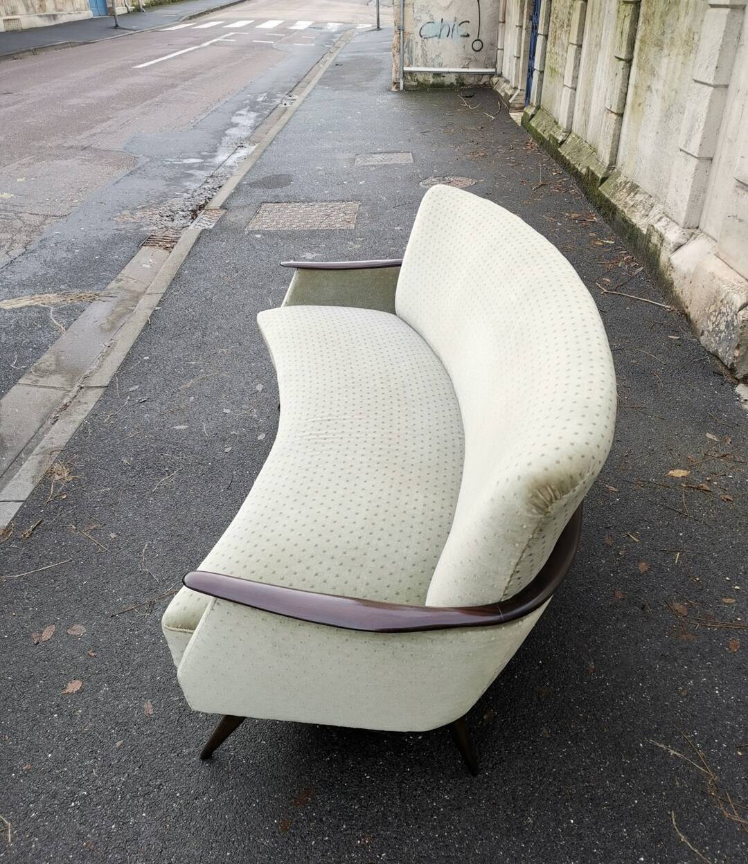 Water green velvet cabinetmaker's arc sofa