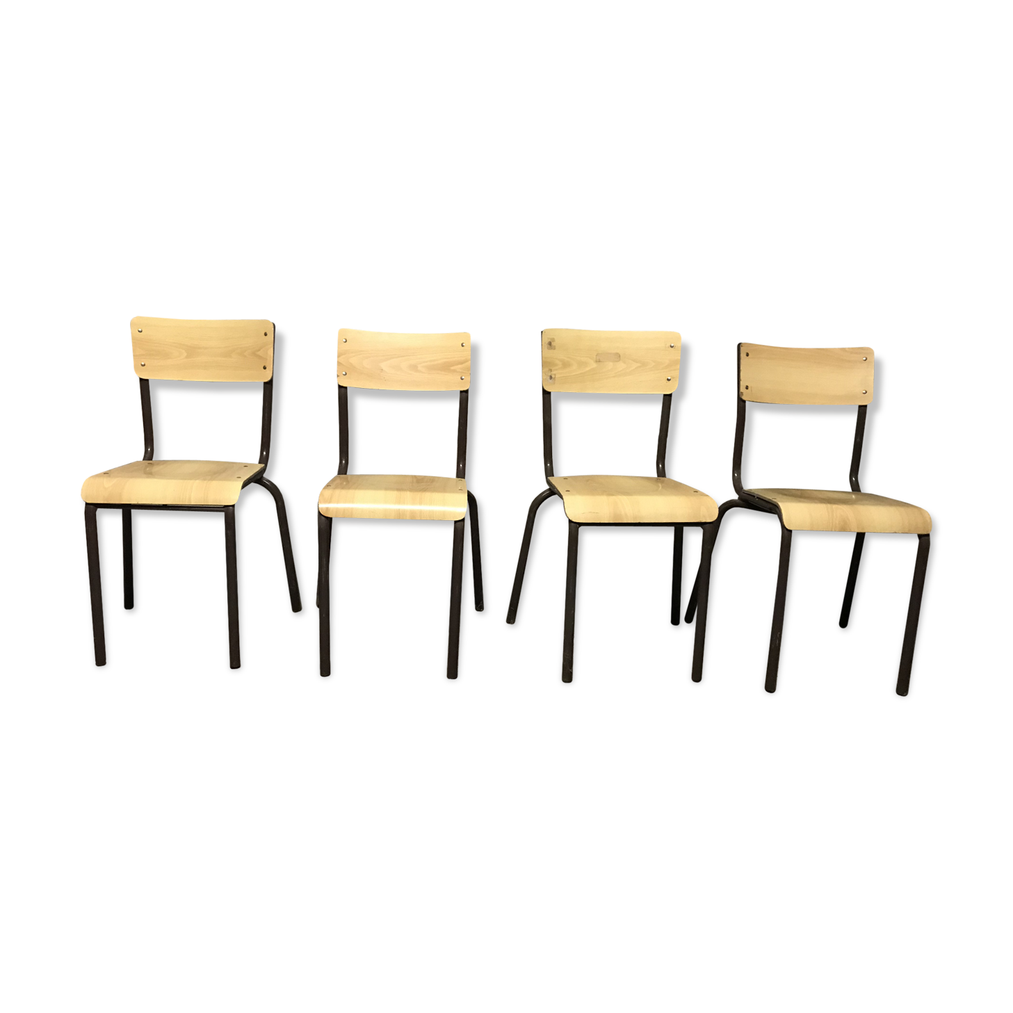 4 chairs mullca school