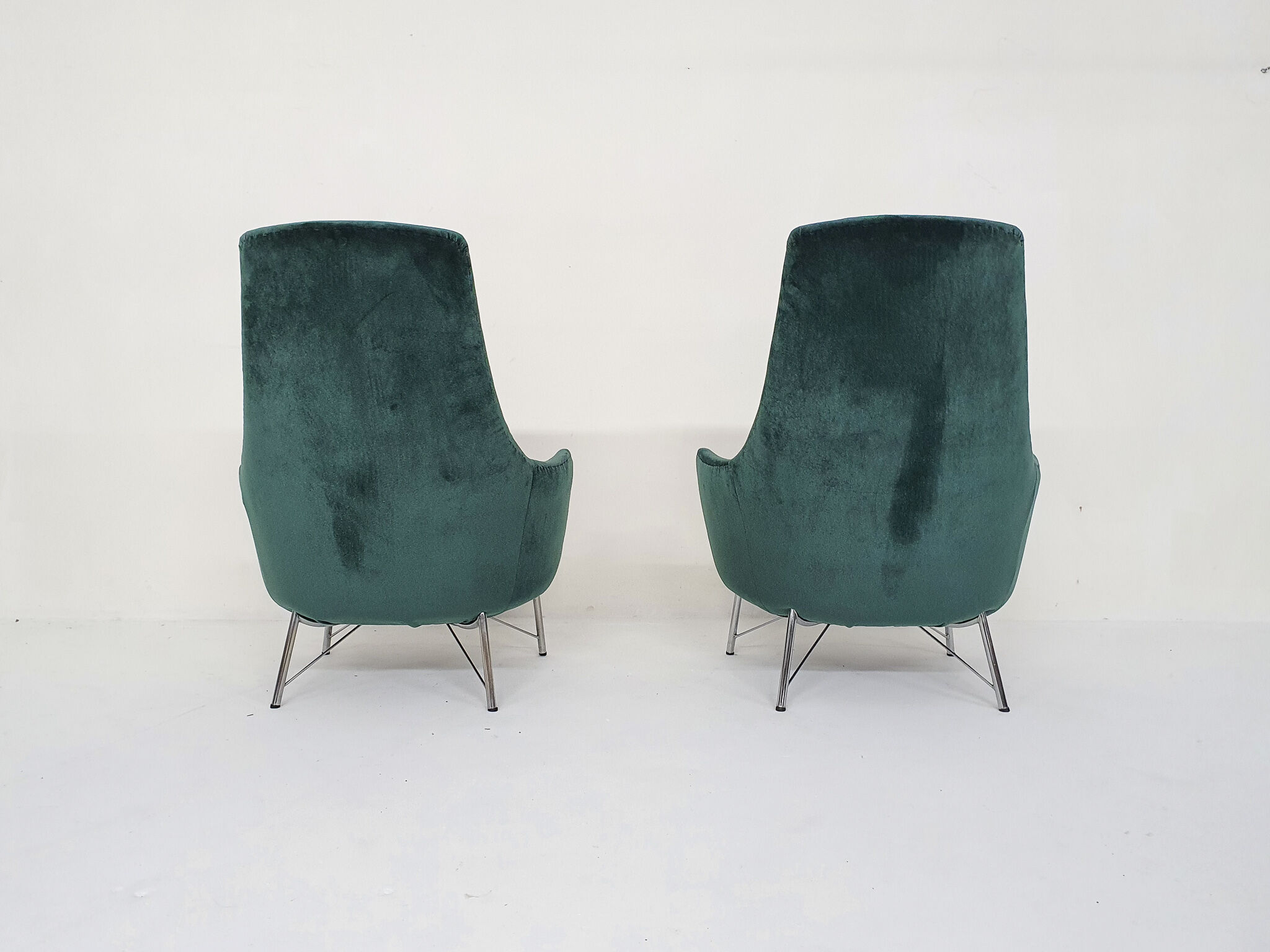 Karl Ekselius for Pastoe FM31 velvet lounge chairs, The Netherlands 1959