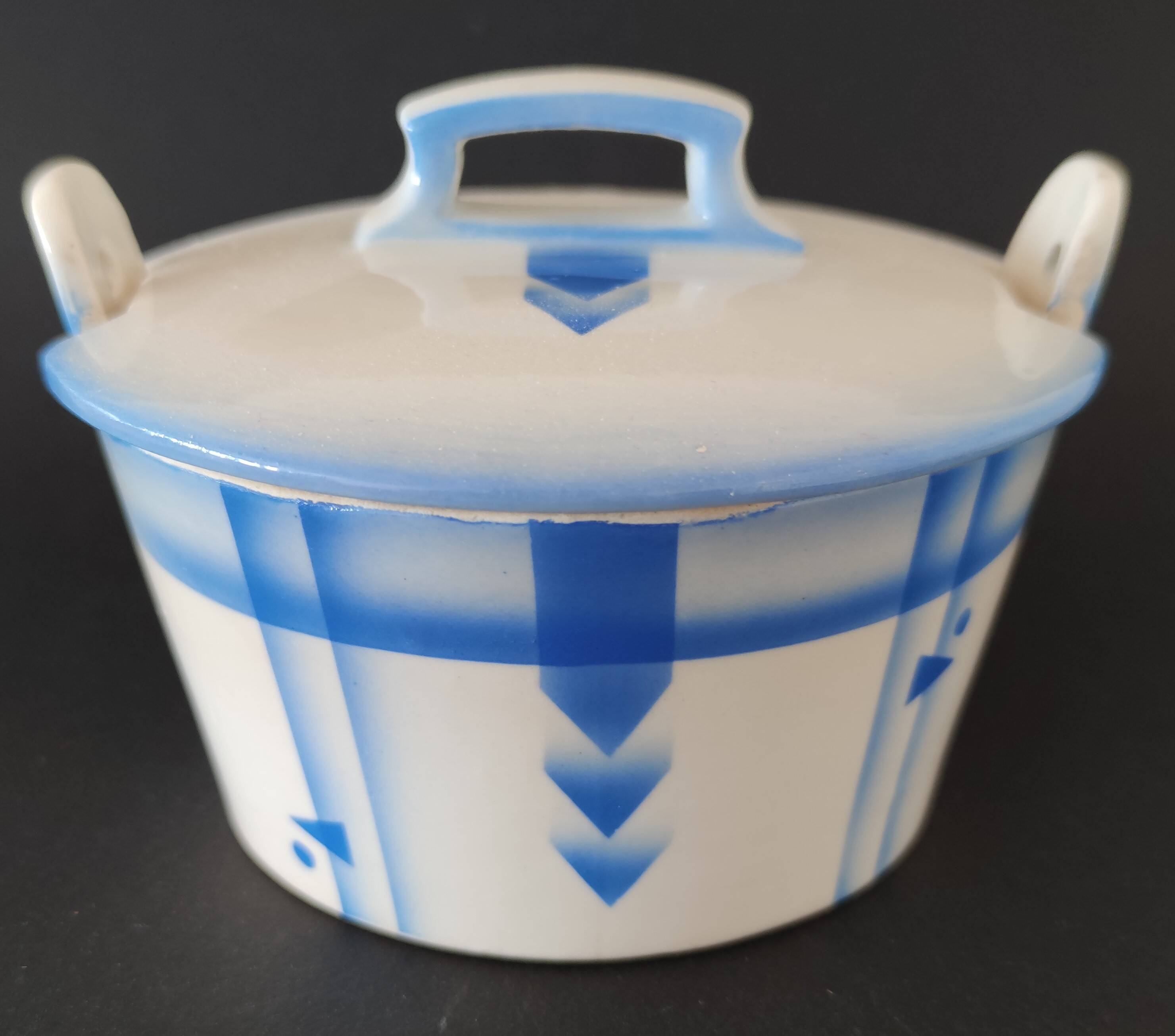 Art Deco butter dish of Czechoslovakian origin