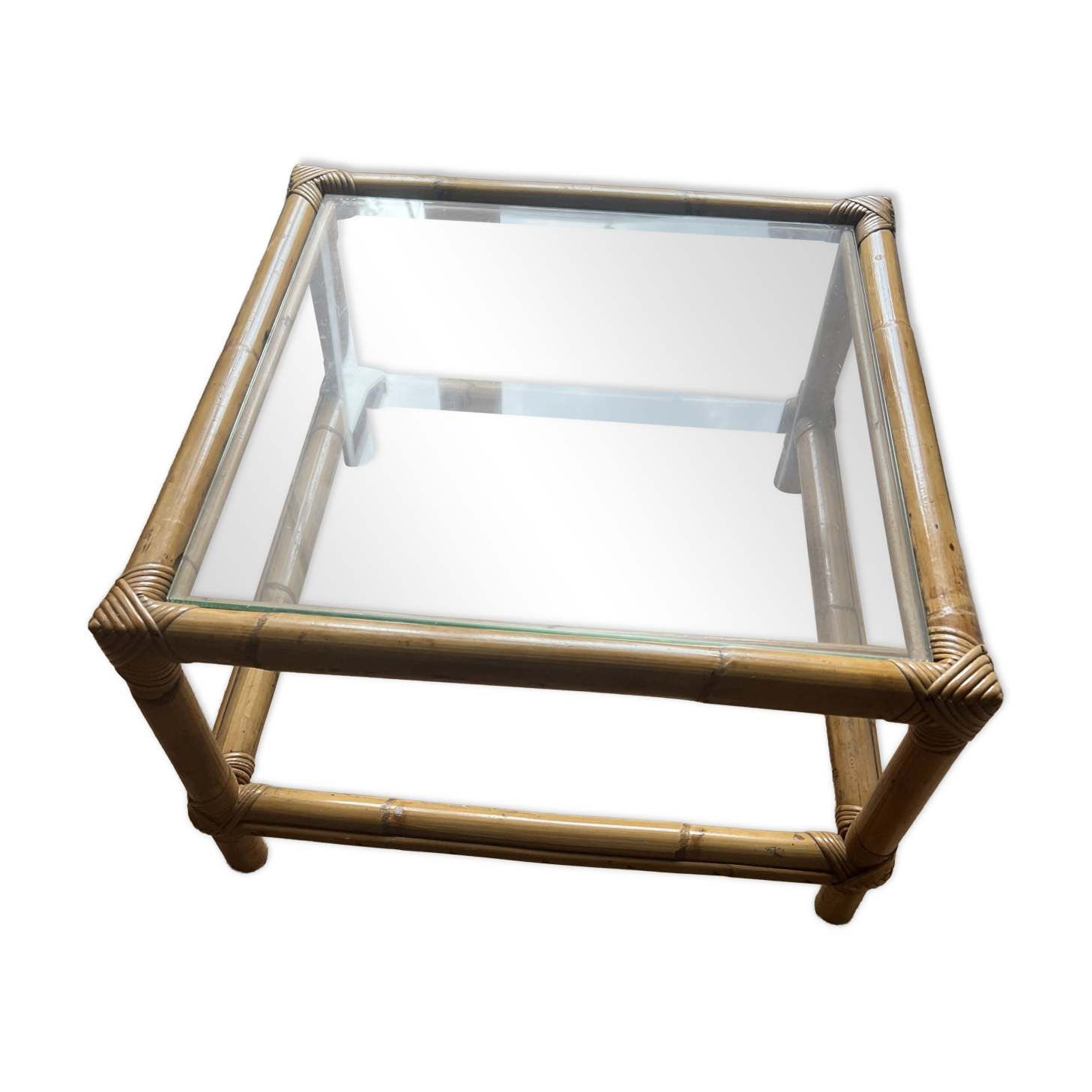 Table basse en rotin