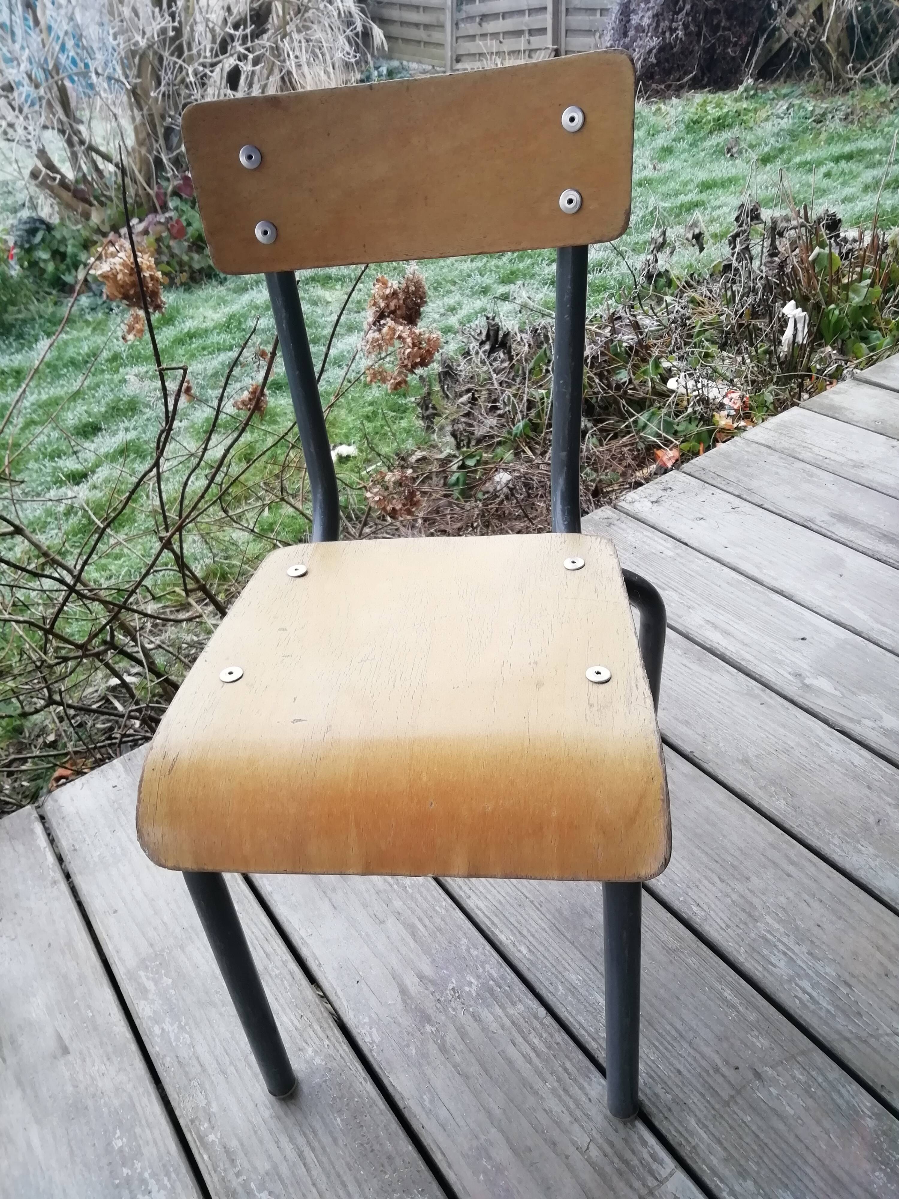 Chaise école