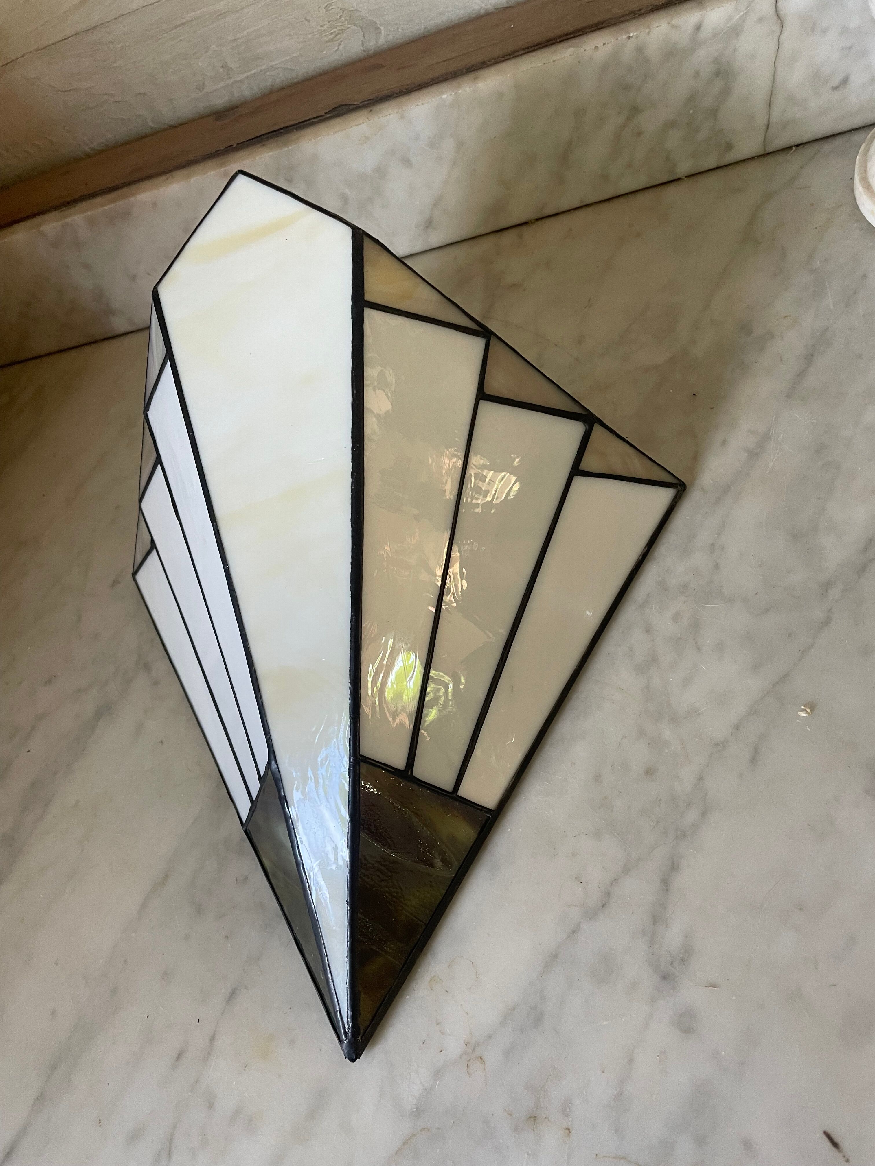 Vintage Tiffany style wall lamp