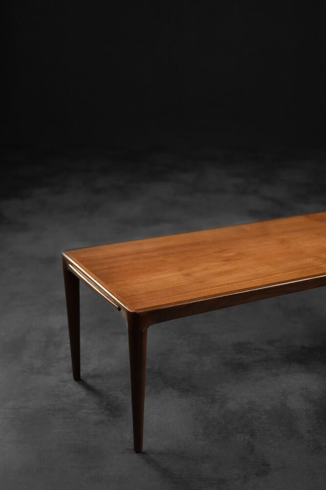 Vintage classic mid-century scandinavian danish modern rosewood coffee table with pull-out black top