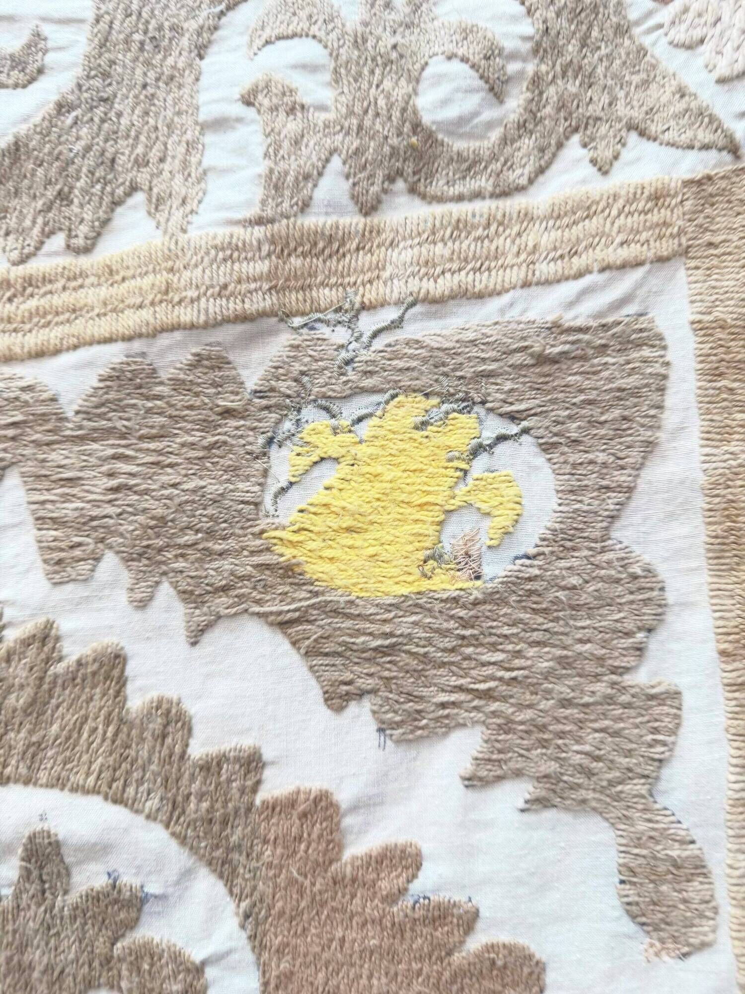 Vintage hand-embroidered tablecloth 125x128 cm