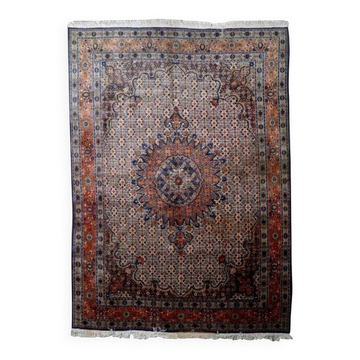 1940s handmade wool medallion rug, ivory and navy, 212 × 312 cm