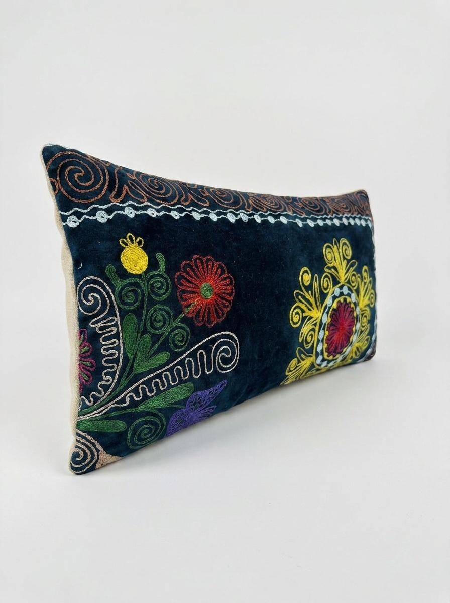 Housse de coussin brodée vintage 28x51 cm