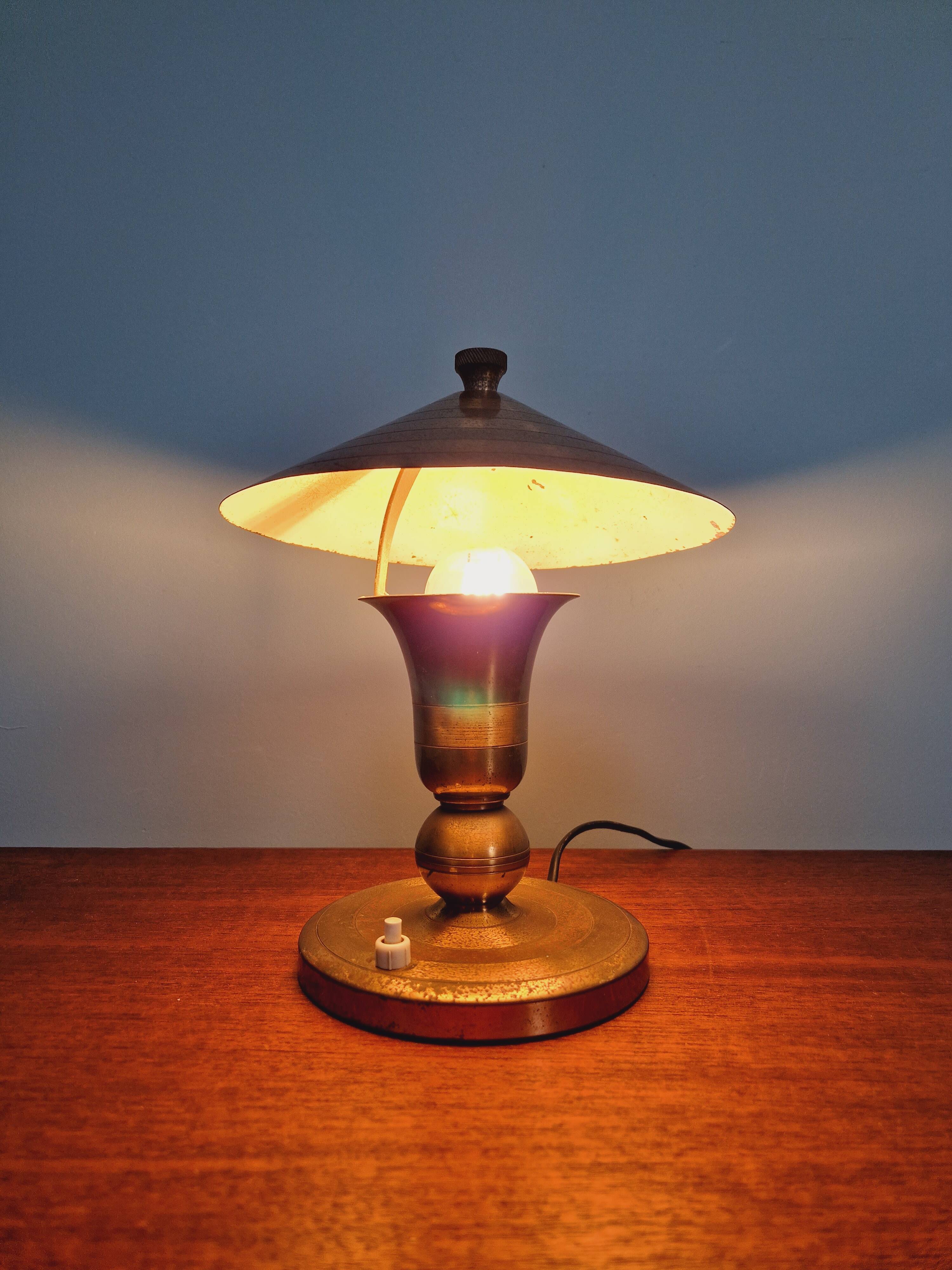 Lampe Art Déco en laiton, années 1920-30