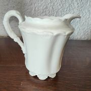Limoges porcelain coffee maker in Haviland, white milk pot and sugar bowl decorated with leaves