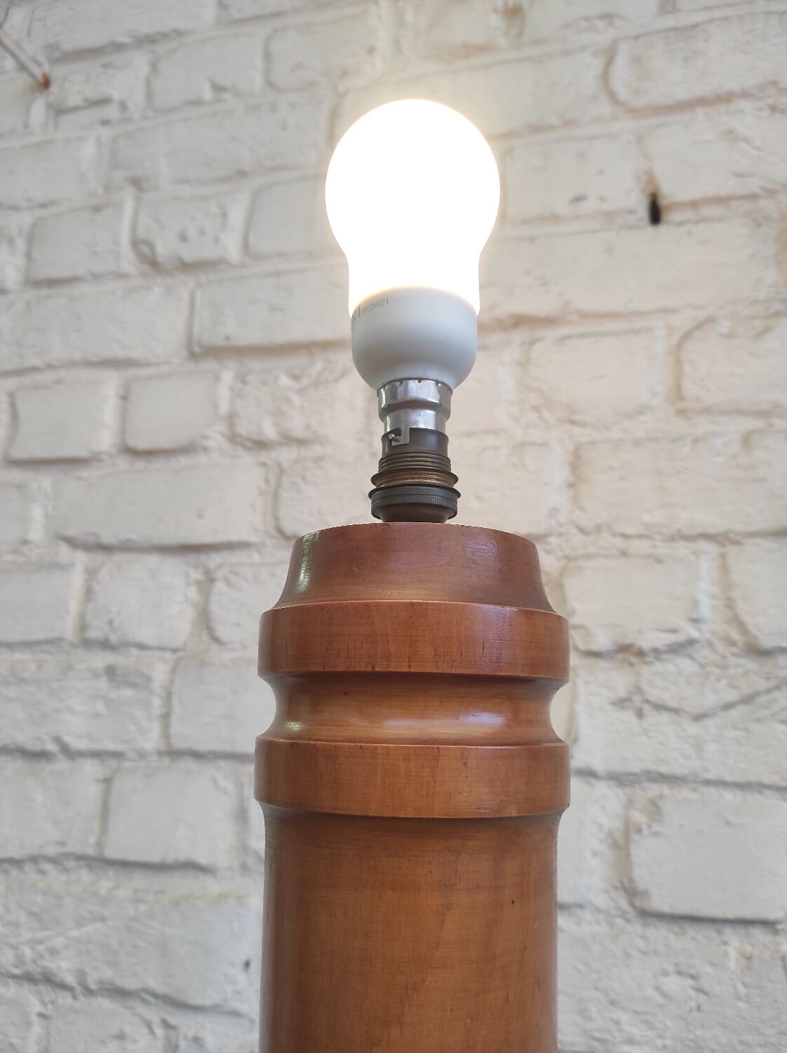 Vintage turned wooden floor lamp - 60s side table