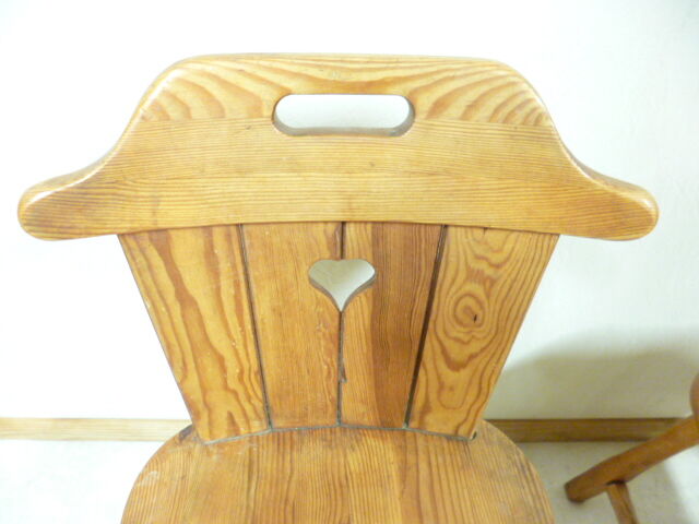 Lot of 4 1970 cottage style pine chairs