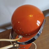 Eye ball table lamp