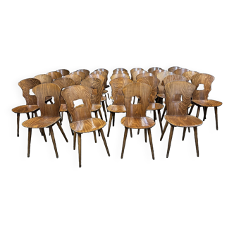 Lot de 32 chaises bistrot bois Baumann Gentiane France années 60