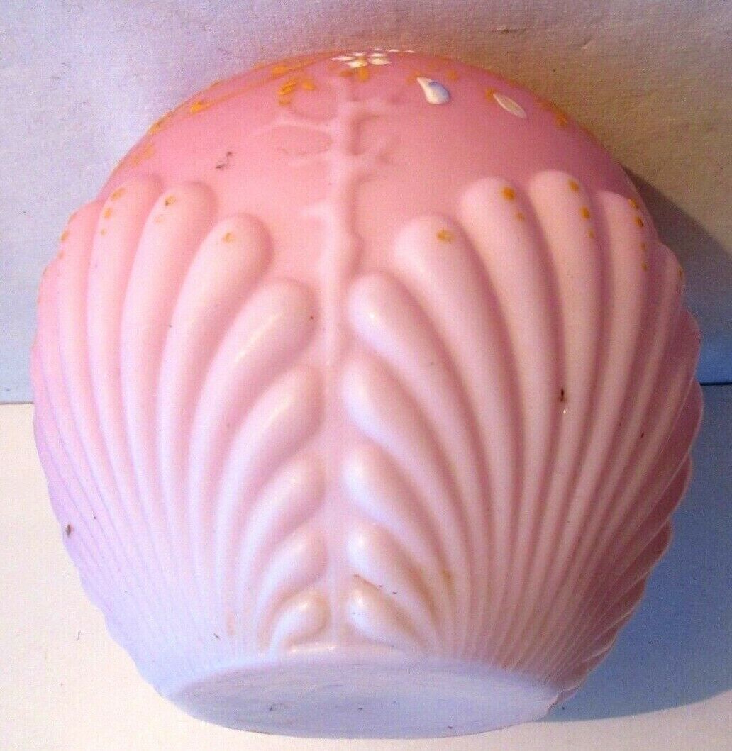 Art deco ball vase in pink opaline enamelled with flowers, 4 shells in relief