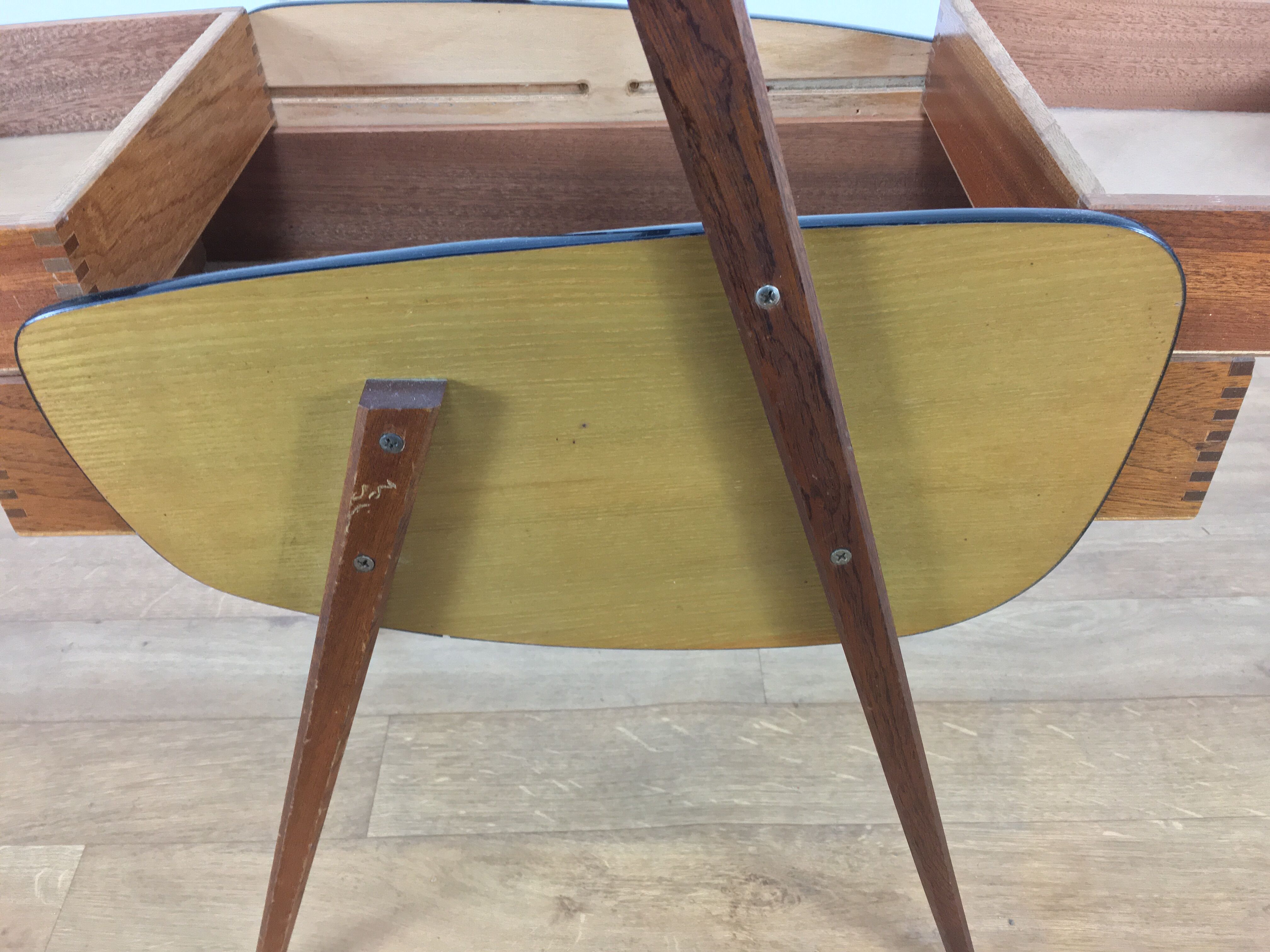 Sewing baslet feet compass 60s